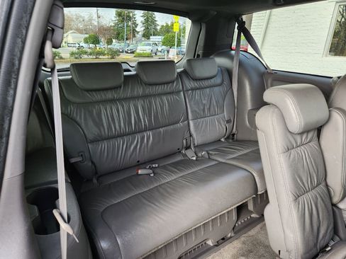 Used 2010 Honda Odyssey Touring image 14