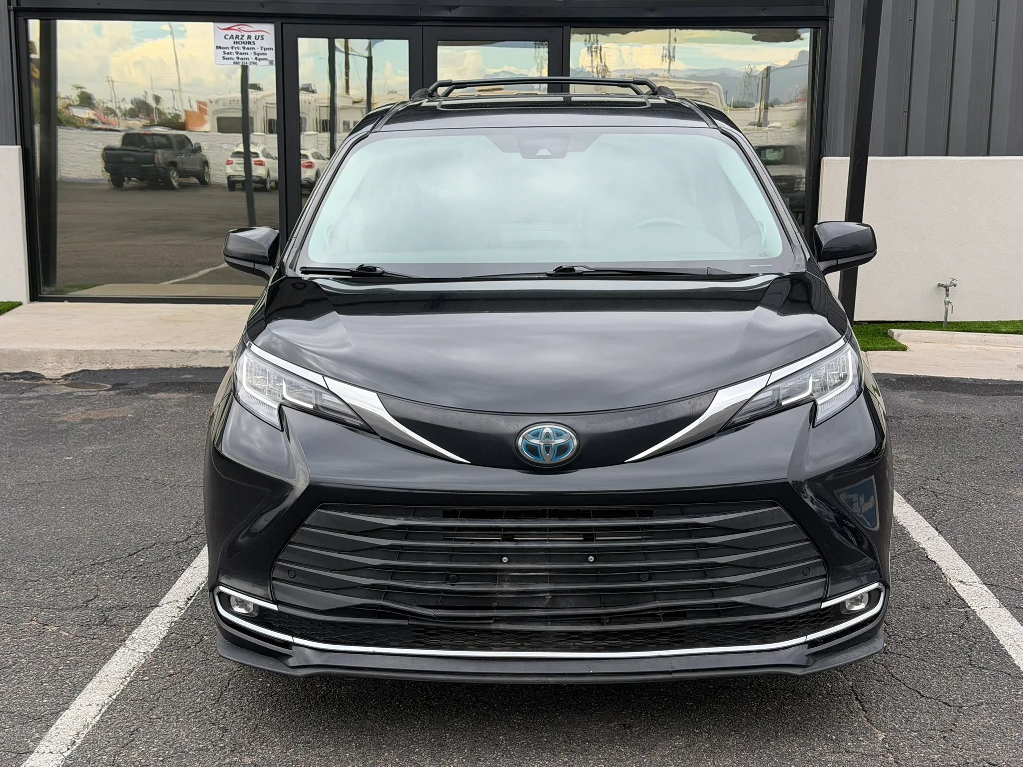 Used 2022 Toyota Sienna XLE w/ XLE Plus Package FWD image 16