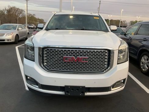 Used 2016 GMC Yukon XL Denali w/ Open Road Package image 14