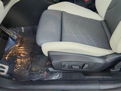 Used 2026 BMW X2 M35i image 34