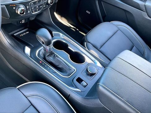 Used 2023 Chevrolet Traverse Premier w/ Redline Edition image 16