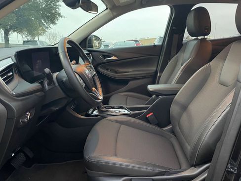 Used 2025 Buick Encore GX Preferred image 27