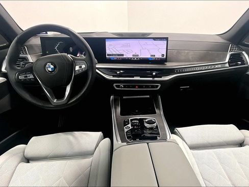 Used 2026 BMW X5 sDrive40i w/ Executive Package RWD image 15
