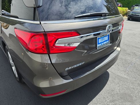 Used 2019 Honda Odyssey EX-L image 16
