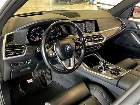 Used 2022 BMW X5 xDrive40i w/ Premium Package image 16