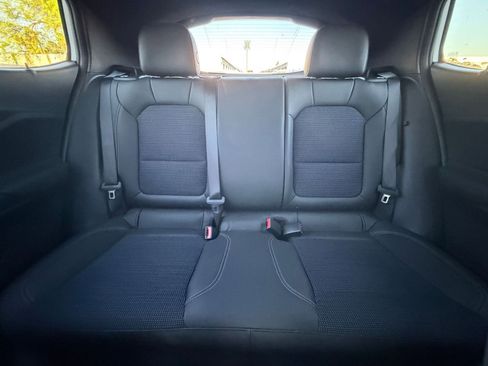 Used 2025 Buick Envista Preferred image 37