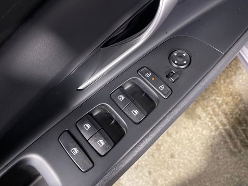 Certified 2025 Hyundai Elantra Blue image 18