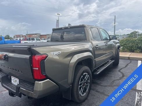 Used 2024 Toyota Tacoma TRD Sport w/ TRD Sport Upgrade Package AWD/4WD image 6