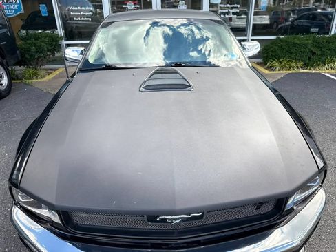 Used 2006 Ford Mustang Premium RWD image 36