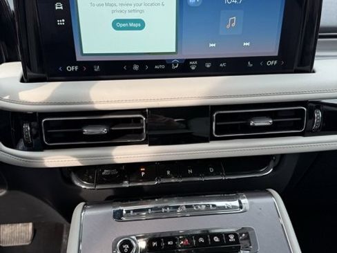 New 2026 Lincoln Aviator 2WD image 25