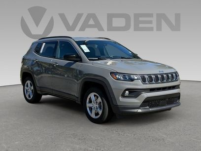 Used 2023 Jeep Compass Latitude w/ Sun and Sound Group