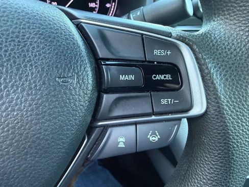Used 2019 Honda Accord LX image 13