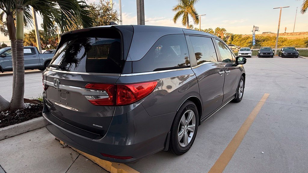 Used 2018 Honda Odyssey EX image 10
