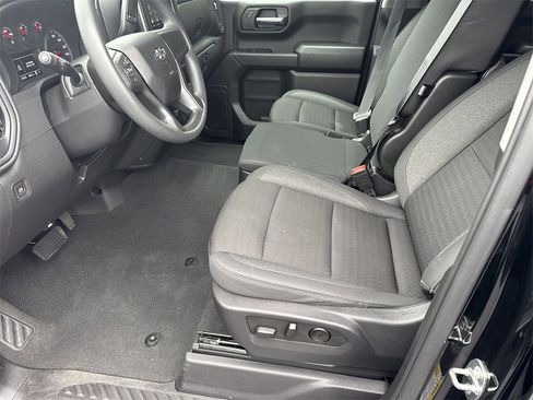 Used 2024 Chevrolet Silverado 1500 Custom Trail Boss image 9