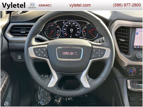 Certified 2023 GMC Acadia Denali w/ Denali Ultimate Package image 14