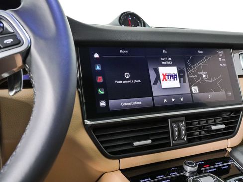 Certified 2023 Porsche Cayenne Coupe AWD/4WD image 13