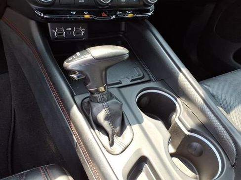 Used 2023 Dodge Durango R/T RWD image 25