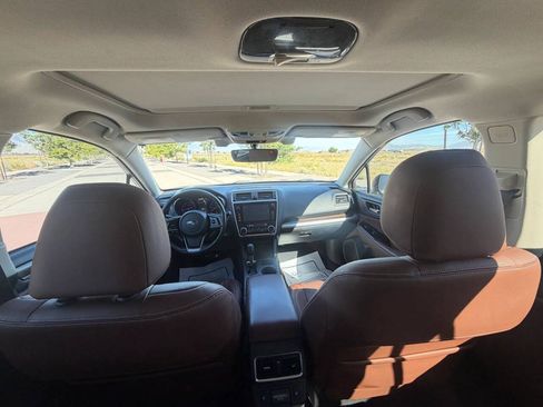 Used 2018 Subaru Outback 2.5i Touring w/ Popular Package #3 AWD/4WD image 20