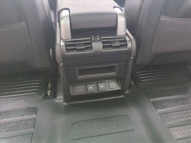 Used 2024 Land Rover Defender 90 S AWD/4WD image 19