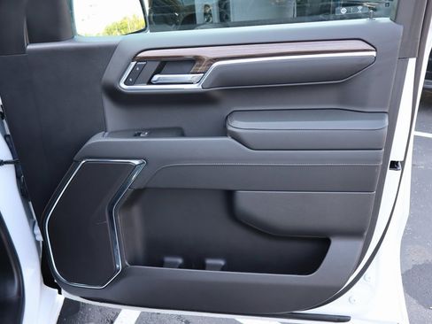 Used 2023 Chevrolet Silverado 1500 RST w/ Z71 Off-Road Package image 19