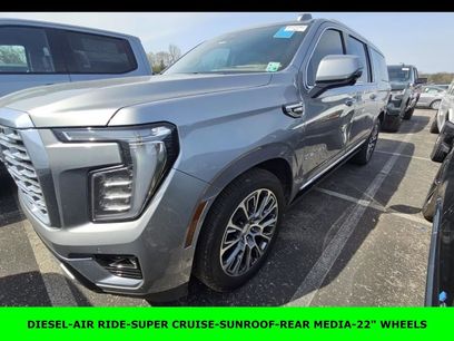 Used 2025 GMC Yukon XL Denali w/ Denali Reserve Package