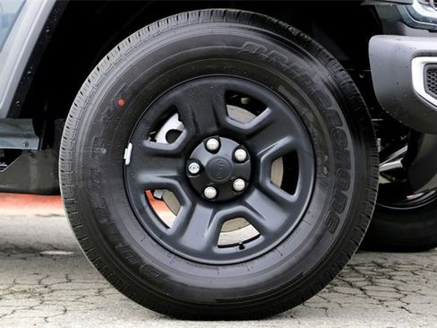 New 2026 Jeep Gladiator Sport image 2