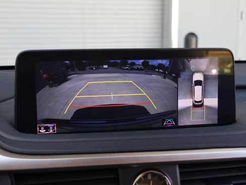 Used 2022 Lexus RX 350L Luxury w/ Accessory Package (Z1) FWD image 24
