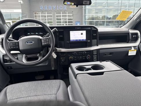 New 2026 Ford F250 XL w/ STX Appearance Package AWD/4WD image 5