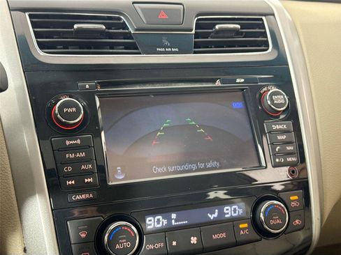 Used 2013 Nissan Altima 3.5 SL w/ Technology Pkg image 24