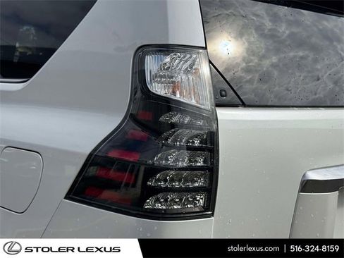 Certified 2023 Lexus GX 460 Premium image 11
