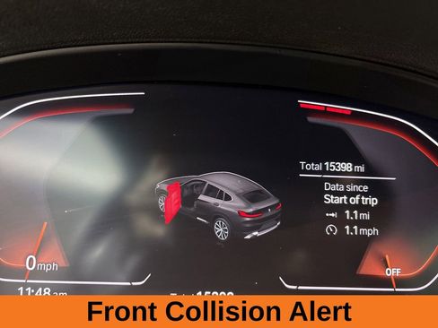 Used 2025 BMW X4 xDrive30i image 16