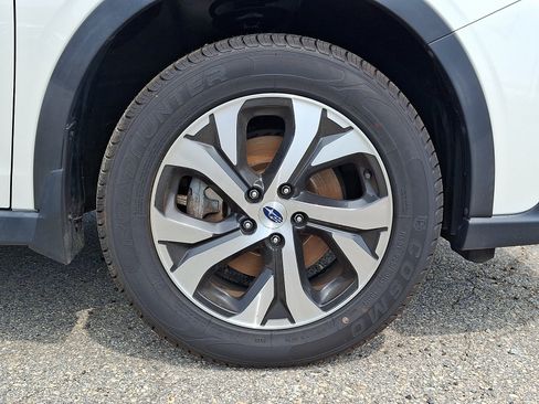 Used 2020 Subaru Outback Limited AWD/4WD image 8