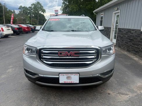 Used 2019 GMC Acadia SLE w/ LPO, Floor Liner Package AWD/4WD image 2