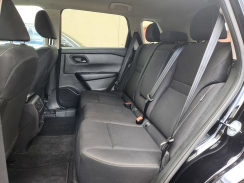 Used 2024 Nissan Rogue S FWD image 12