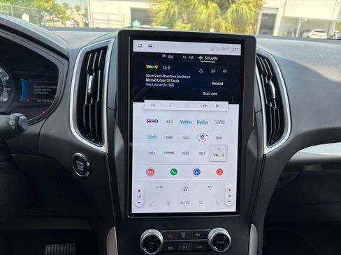 Used 2024 Ford Edge SEL image 21