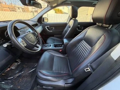 Used 2019 Land Rover Discovery Sport HSE Dynamic image 18
