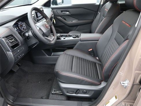 New 2026 Nissan Rogue SV image 9