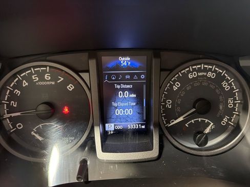 Used 2019 Toyota Tacoma TRD Off-Road image 25