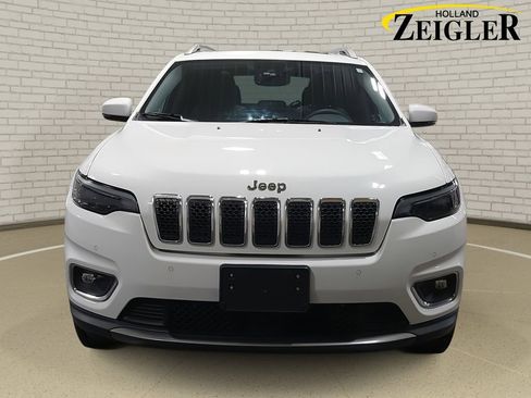 Used 2021 Jeep Cherokee Limited image 2