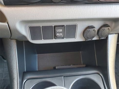 Used 2015 Toyota Tacoma 4x4 Double Cab w/ TRD Sport Package image 25