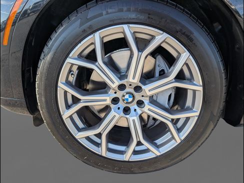 Used 2022 BMW X7 xDrive40i image 25