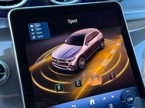 New 2026 Mercedes-Benz GLC 300 image 6