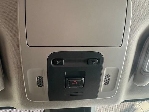 Used 2024 Toyota Camry SE AWD/4WD image 22