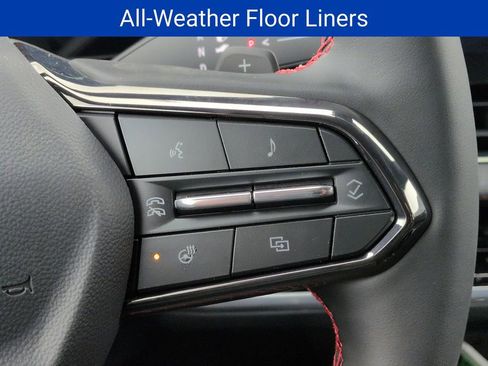 New 2026 Chevrolet Equinox RS w/ Convenience Package III AWD/4WD image 13