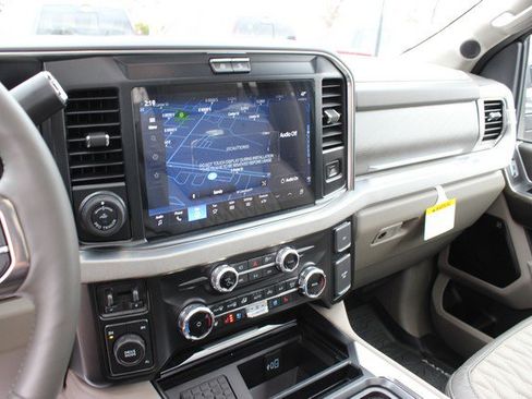 Used 2026 Ford F450 Platinum w/ Platinum Plus Package image 12