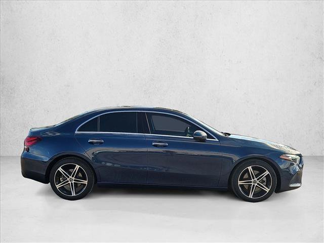 Used 2022 Mercedes-Benz A 220 image 4