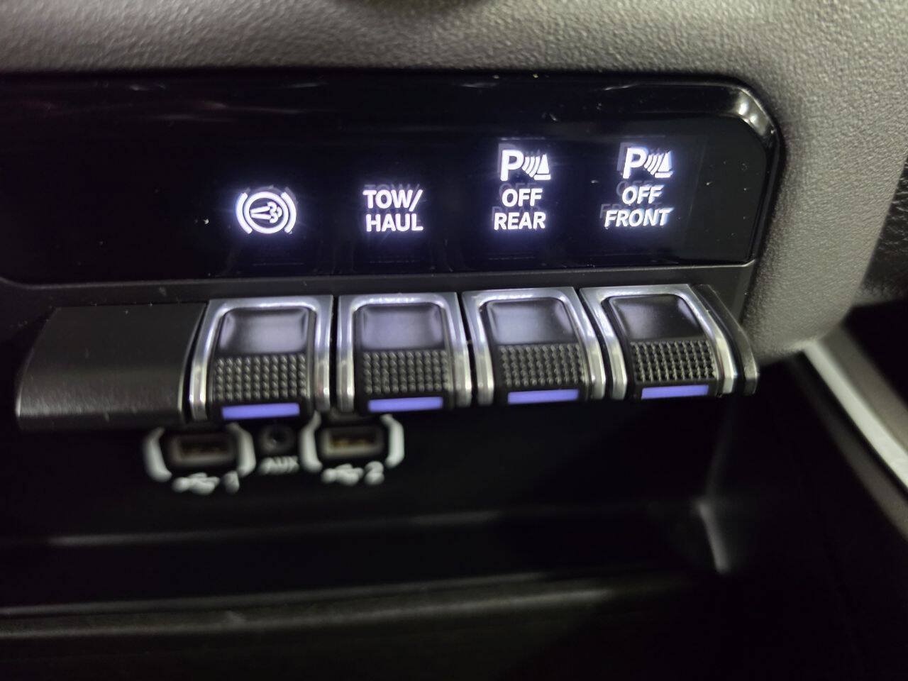 Used 2024 RAM 2500 Big Horn w/ Off Road Package AWD/4WD image 41