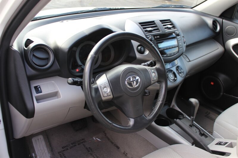 Used 2008 Toyota RAV4 Limited w/ Tow Prep Pkg AWD/4WD image 9