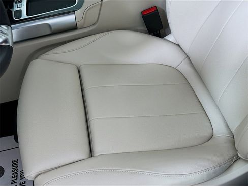 Certified 2025 Mercedes-Benz GLB 250 4MATIC image 21