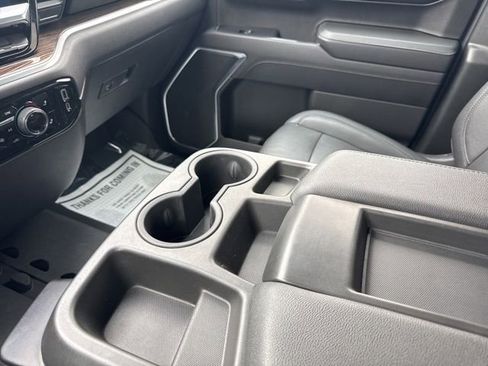 Used 2022 Chevrolet Silverado 1500 LT image 23